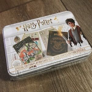 Harry Potter Playing Cards 2 Decks Collectable Tin
